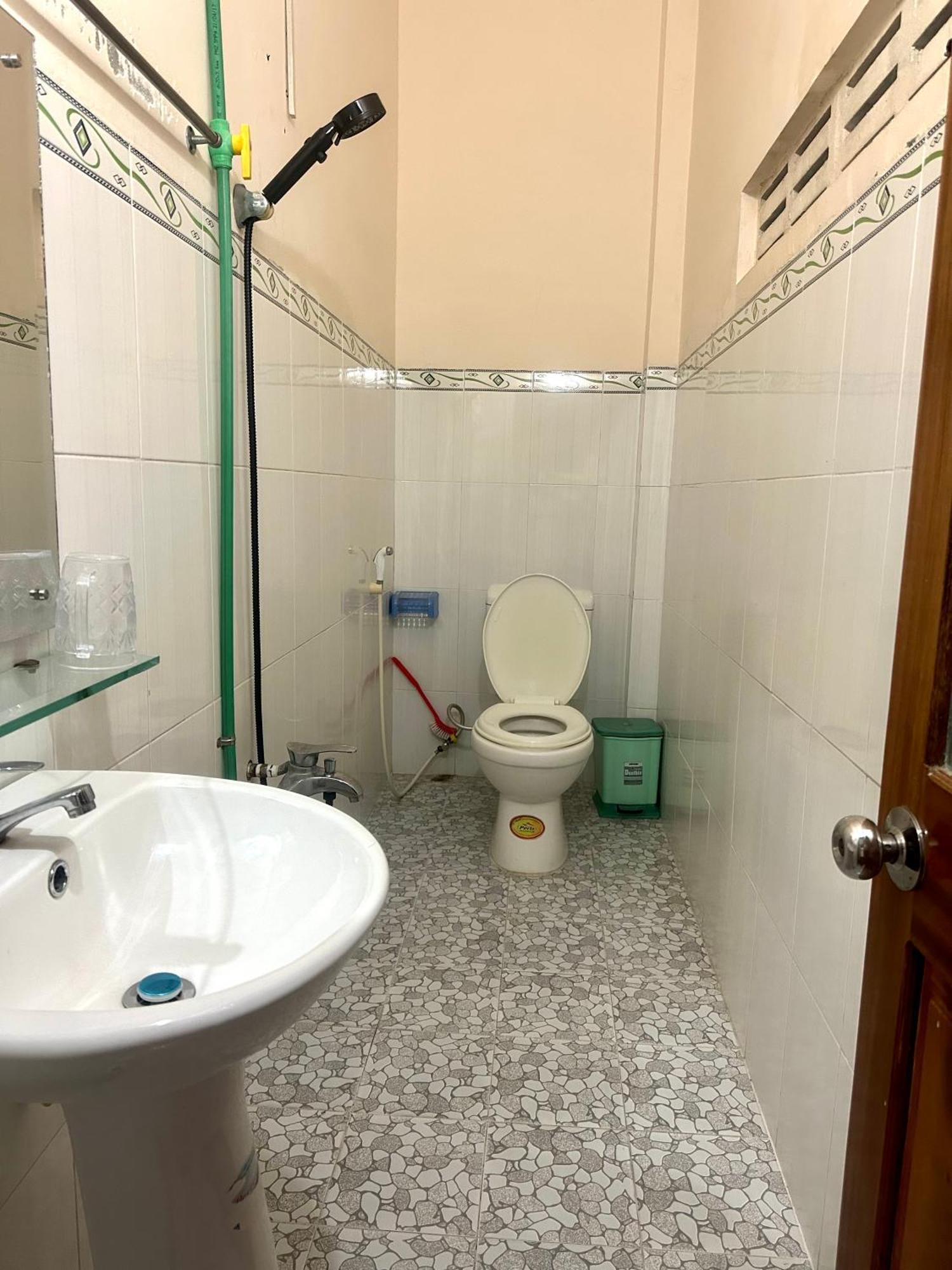 Ngoc Nga Hotel Phan Rang Værelse billede
